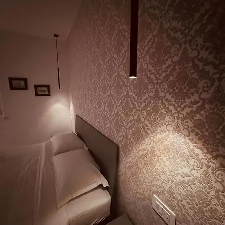 Il Vescovo Moro شقة *