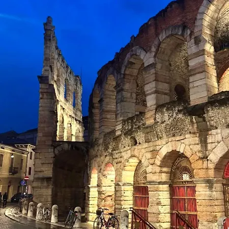 Il Vescovo Moro شقة